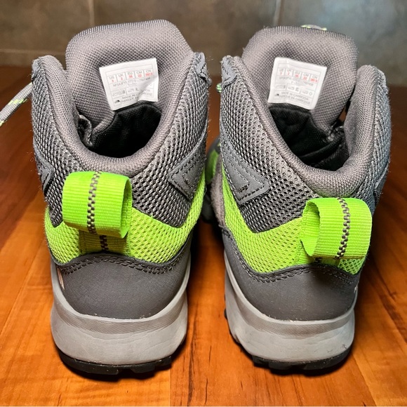 The North Face kids waterproof boots, size 3. - Picture 2 of 9